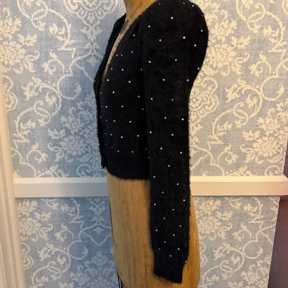 MAJORELLE( REVOLVE ) Black Cardigan Sweater with Pearls SZ XS - Picture 2 of 7